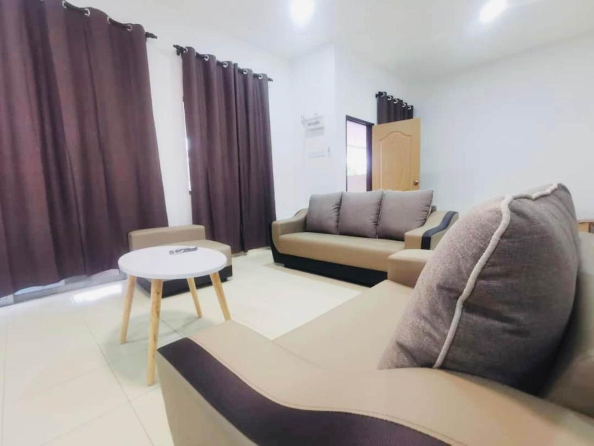 Oyo Homes 90524 D'J Pegaso Serom Homestay Муар Екстер'єр фото